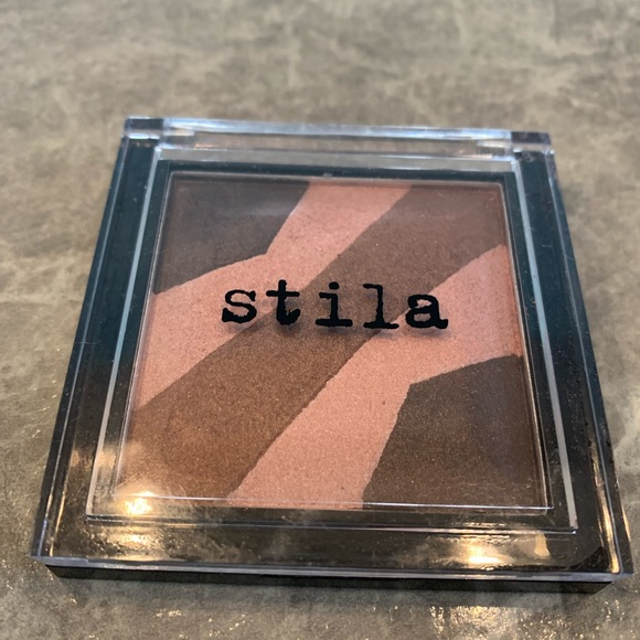 Stila endless summer eyeshadow palette - Like new - Picture 1 of 3